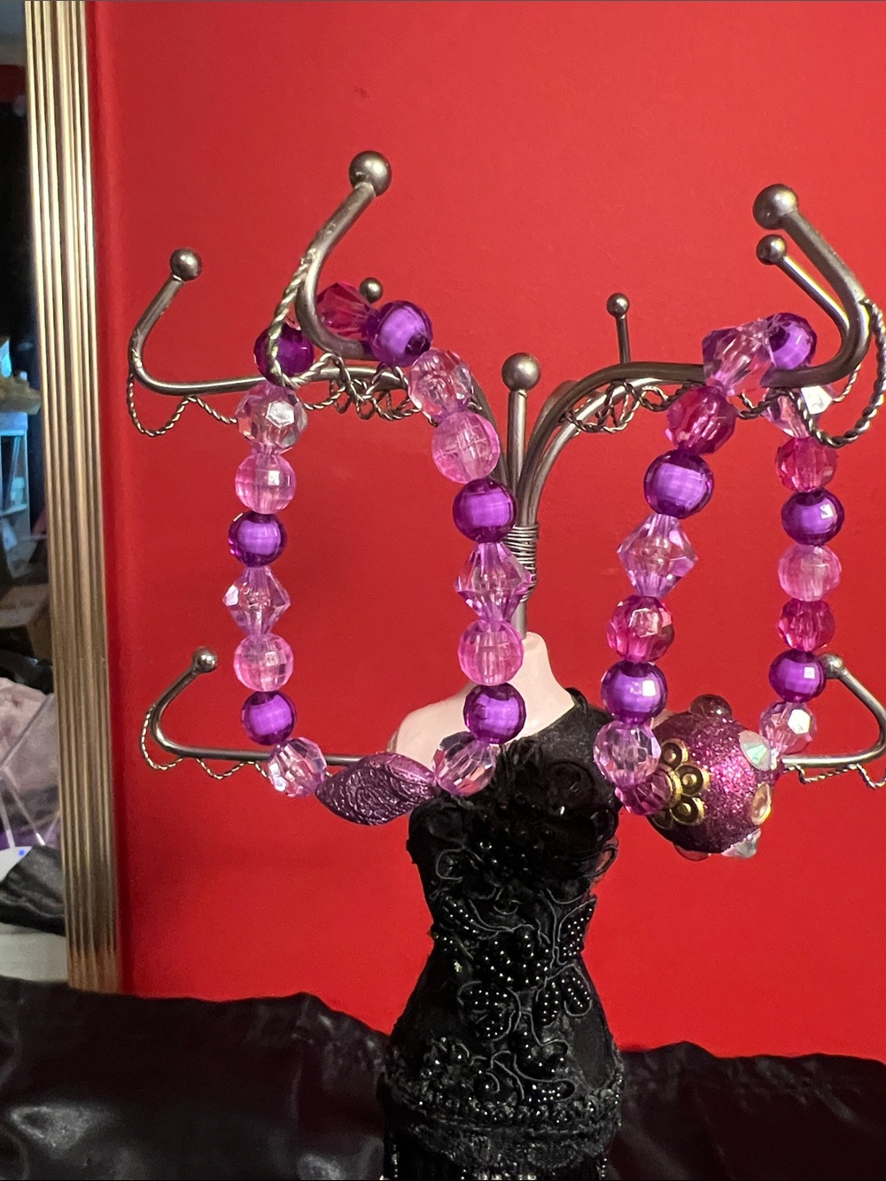Purple Beaded Bracelet - Women's home made - Picture 7 of 9